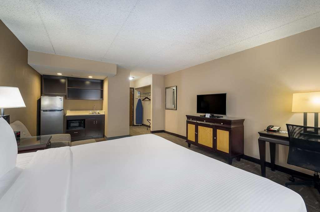 Best Western Detroit Ливония Стая снимка